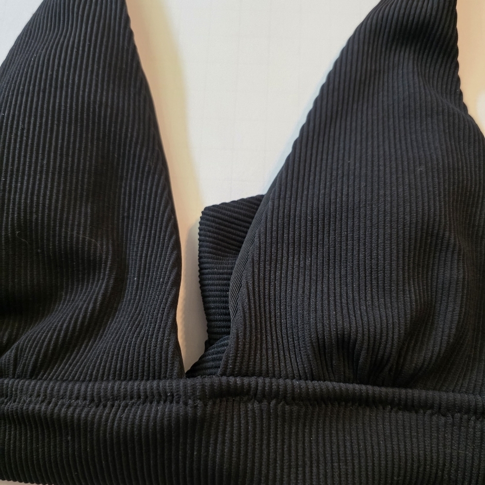 Aerie Women's Size XS Triangle Black Bikini Top - Picture 3 of 9